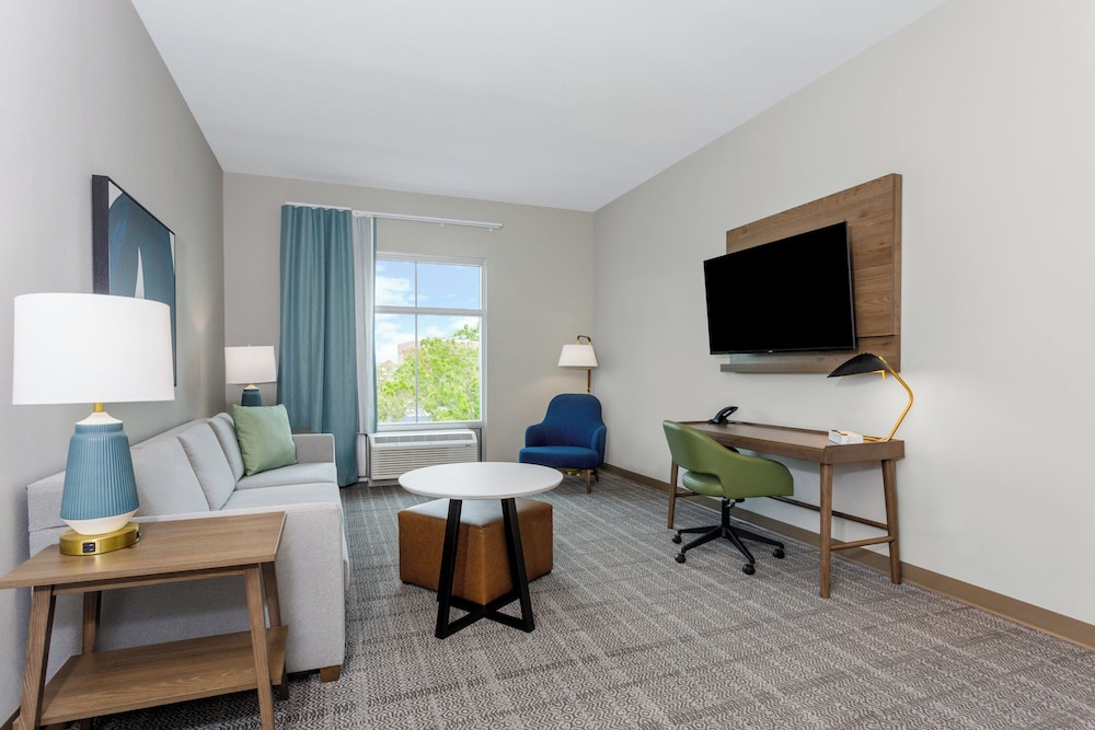 Suite, 1 Bedroom, Accessible, Kitchen (Comm, Kitchen) photo 2