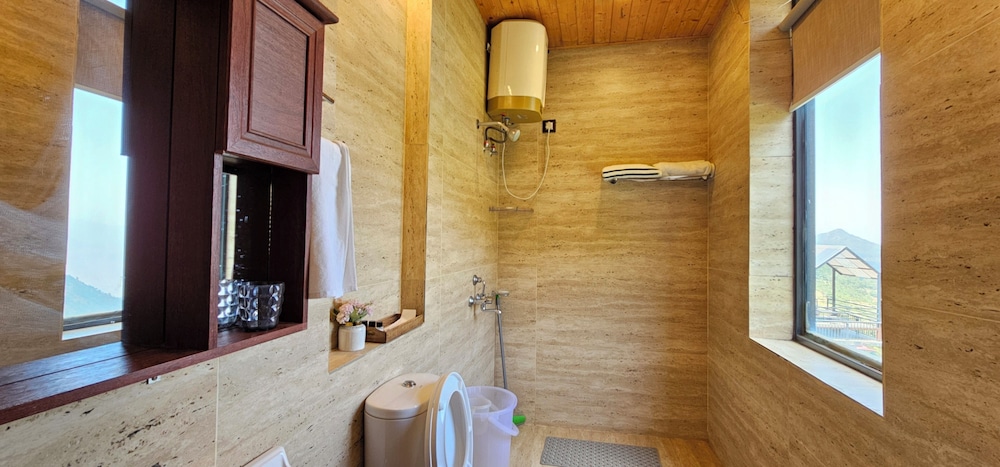 Teak Royal Suite (2BHK) - Photo 15