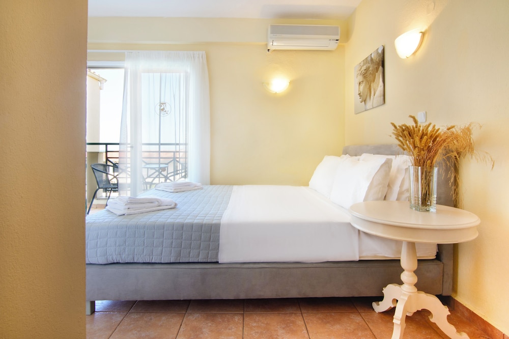 Cozy Double Room