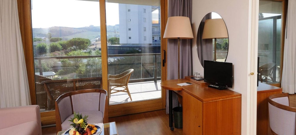 Double Room, Hill View photo 1