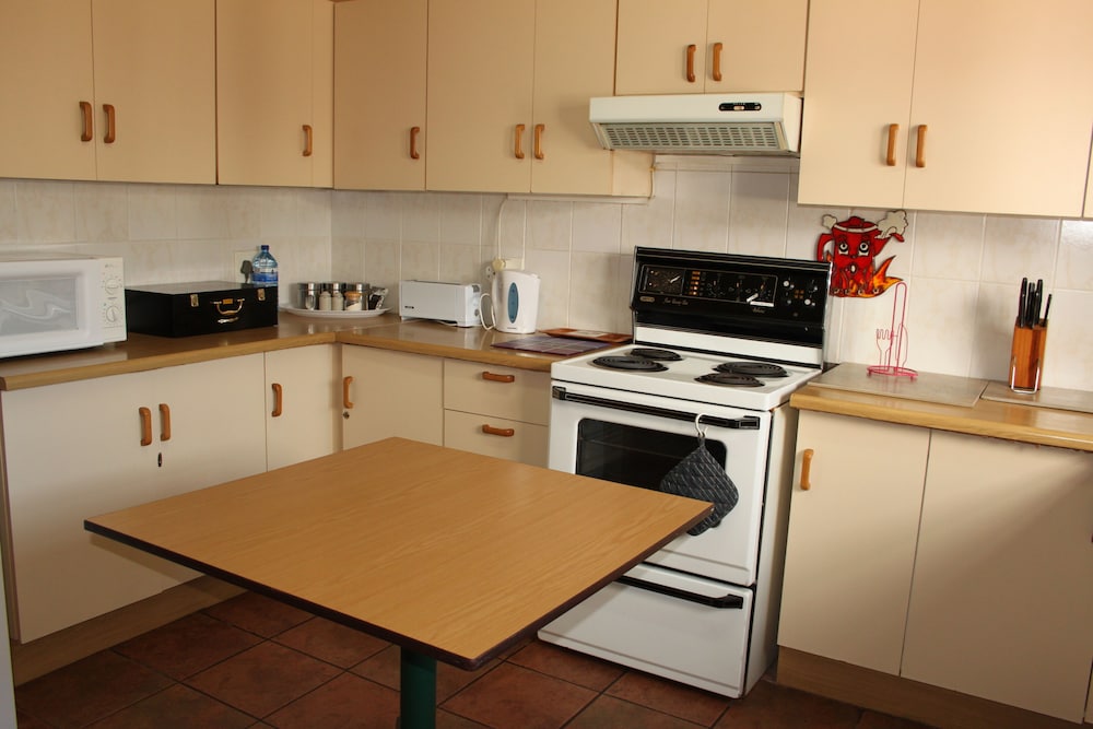 Deluxe Double Room, 1 King Bed, Kitchen, Garden Area photo 3