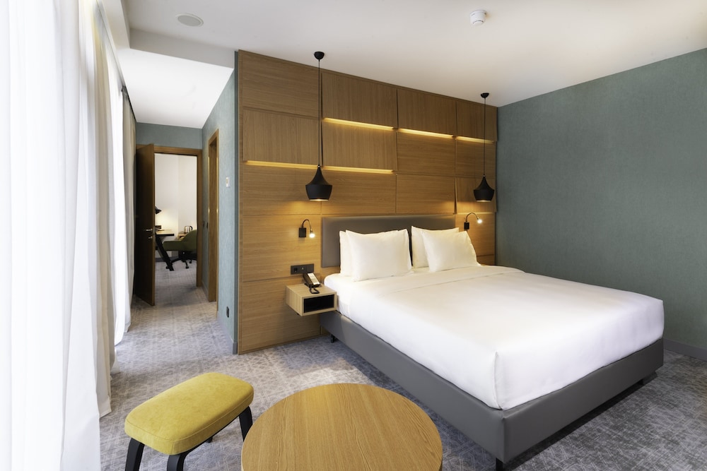 Suite, 1 Bedroom photo 1