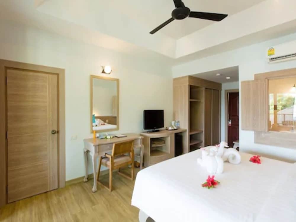 Premier Double or Twin Room, Garden View photo 3
