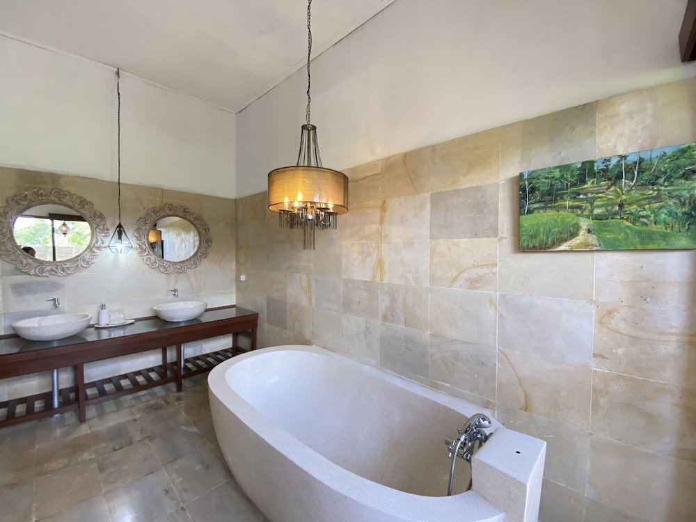 Three Bedroom Private Pool Villa - Photo 3
