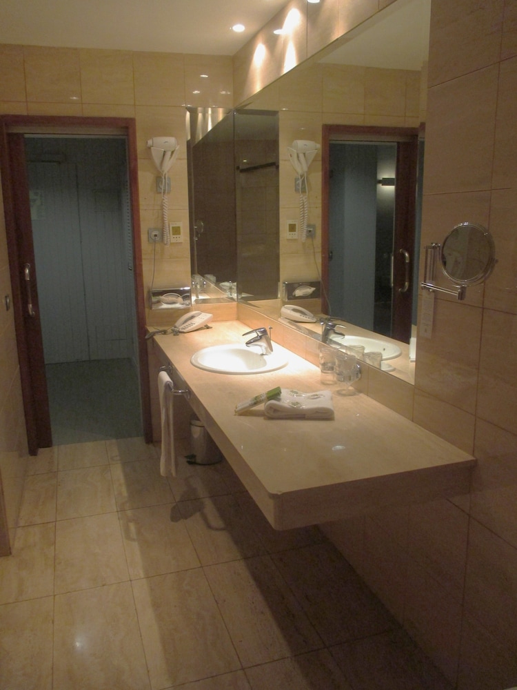 Comfort Room photo 3