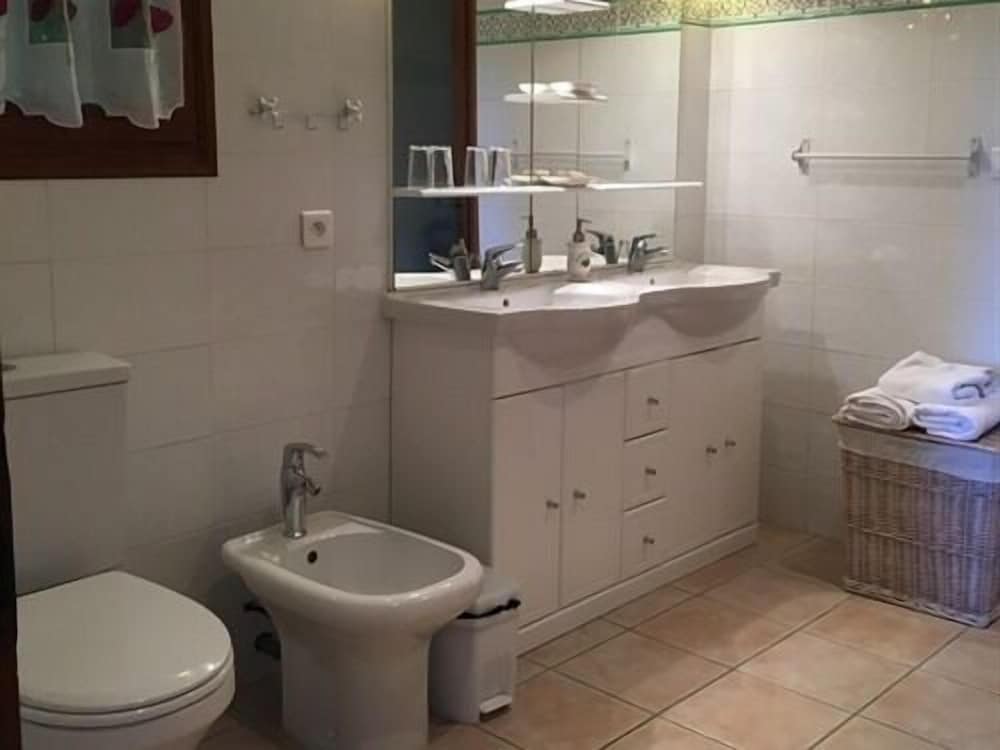 Double Room, Ensuite - Photo 4