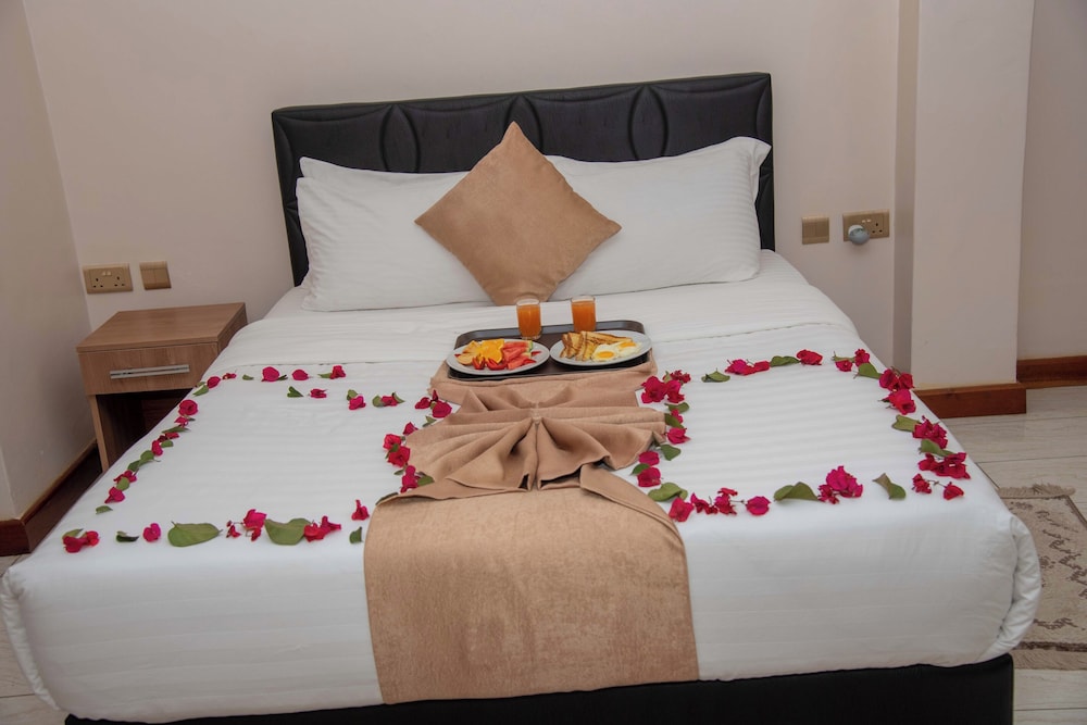 Superior Single Room, City View
