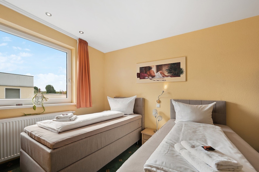 Classic Double or Twin Room photo 2