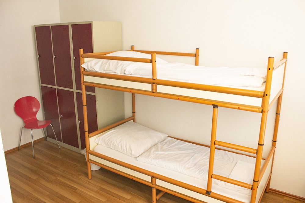 5 Bed Room photo 3