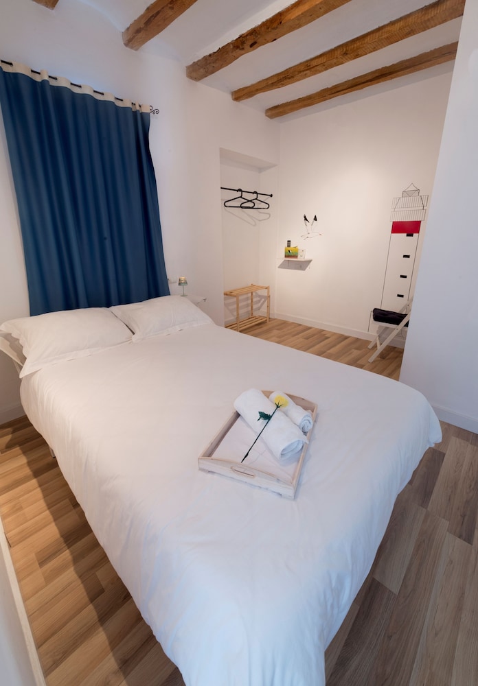 Traditional Double Room, 1 Double Bed photo 3