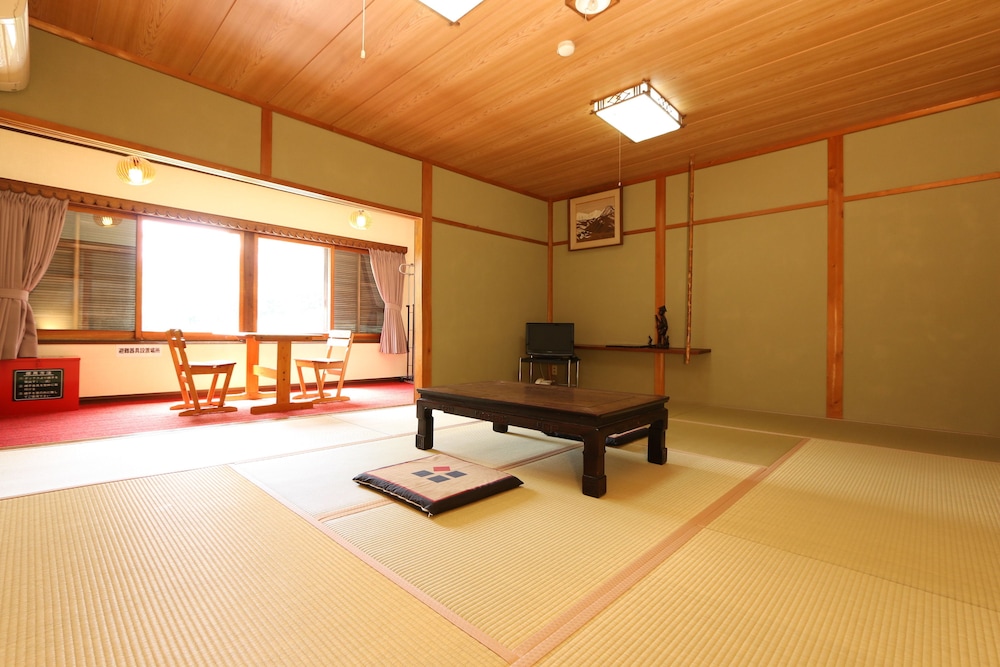 Run of House, Japanese Style Room, Shared Bathroom photo 1