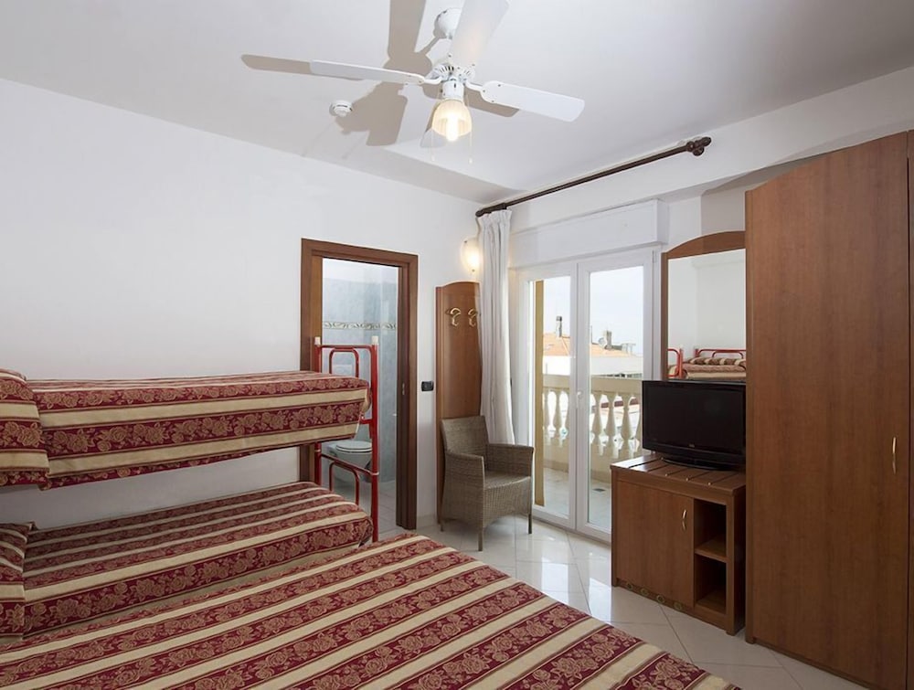 Superior Quadruple Room