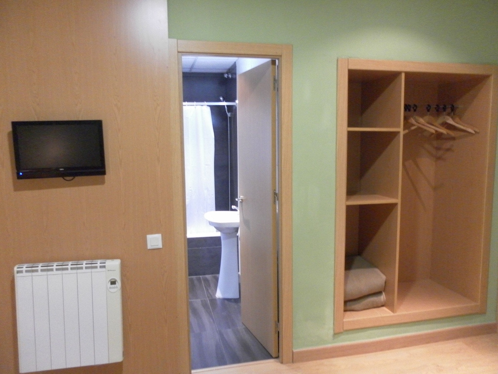Triple Room - Photo 2