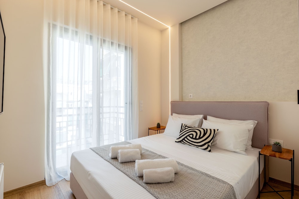 Luxury Apartment photo 3