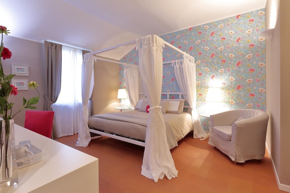 Studio Suite (Double/Triple/Quadruple) photo 1