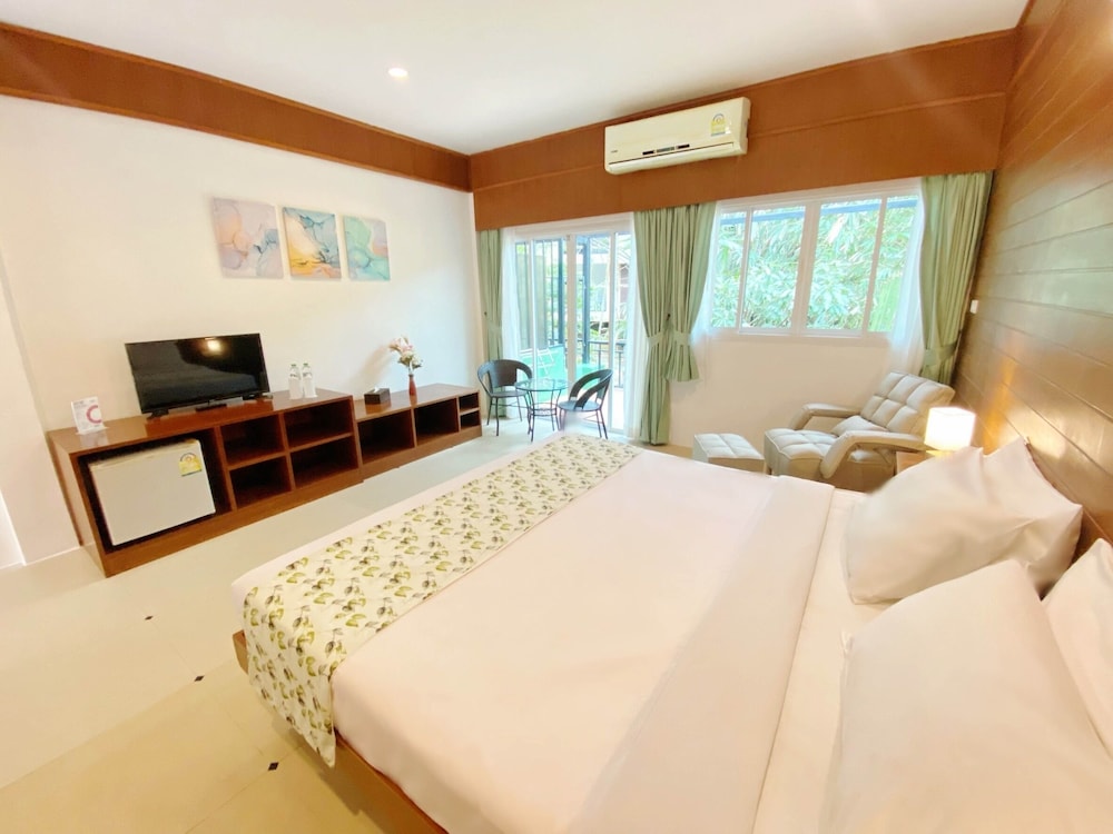 Basic Double or Twin Room - Photo 1