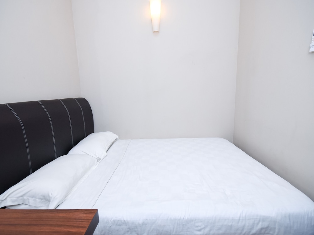 Standard Double Room - Photo 3