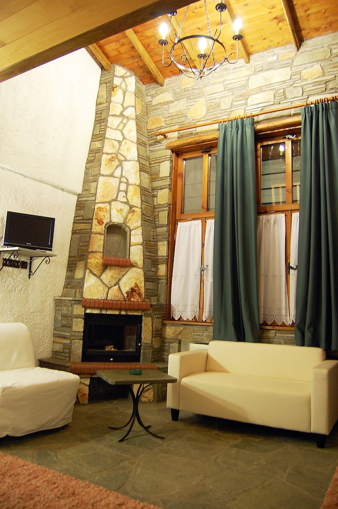 Deluxe Suite, Jetted Tub photo 3