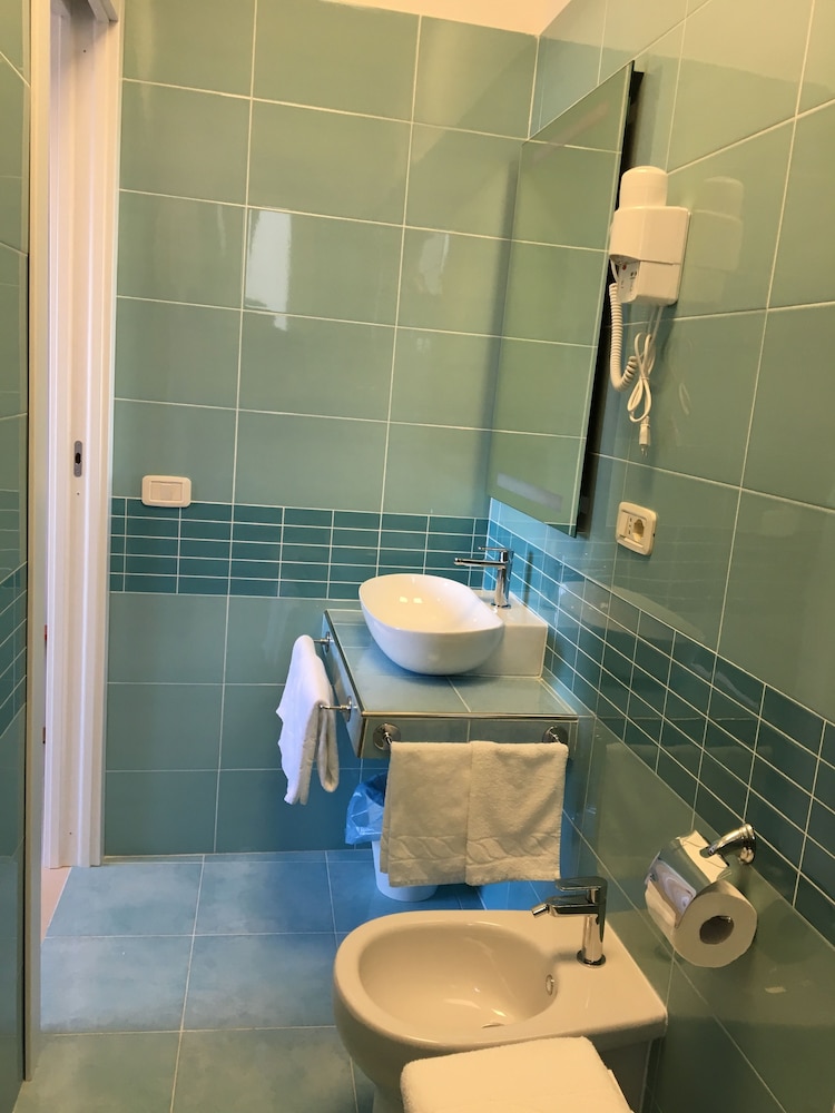 Double Room, Partial Sea View photo 3