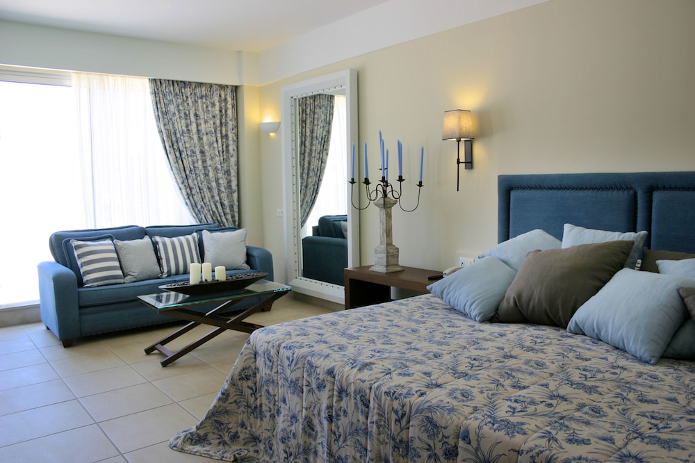 Mythica Junior Suite, Sea View