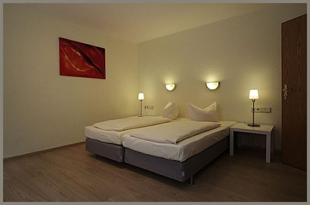 Double Room - Photo 3