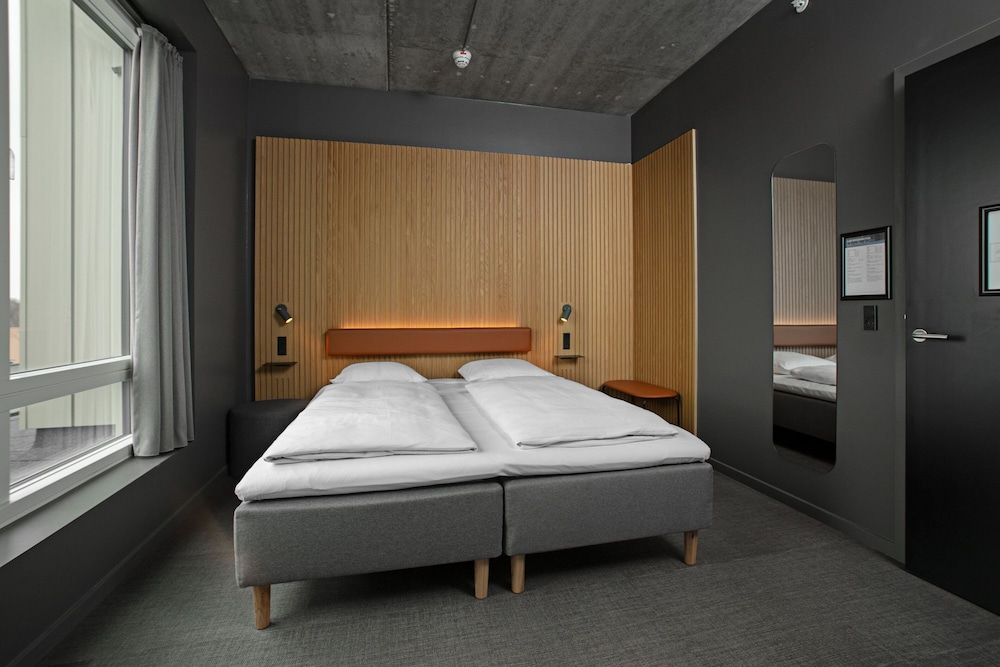 Standard Double Room, 1 King Bed - Photo 2