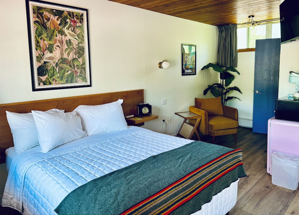 Classic Room, 1 Queen Bed