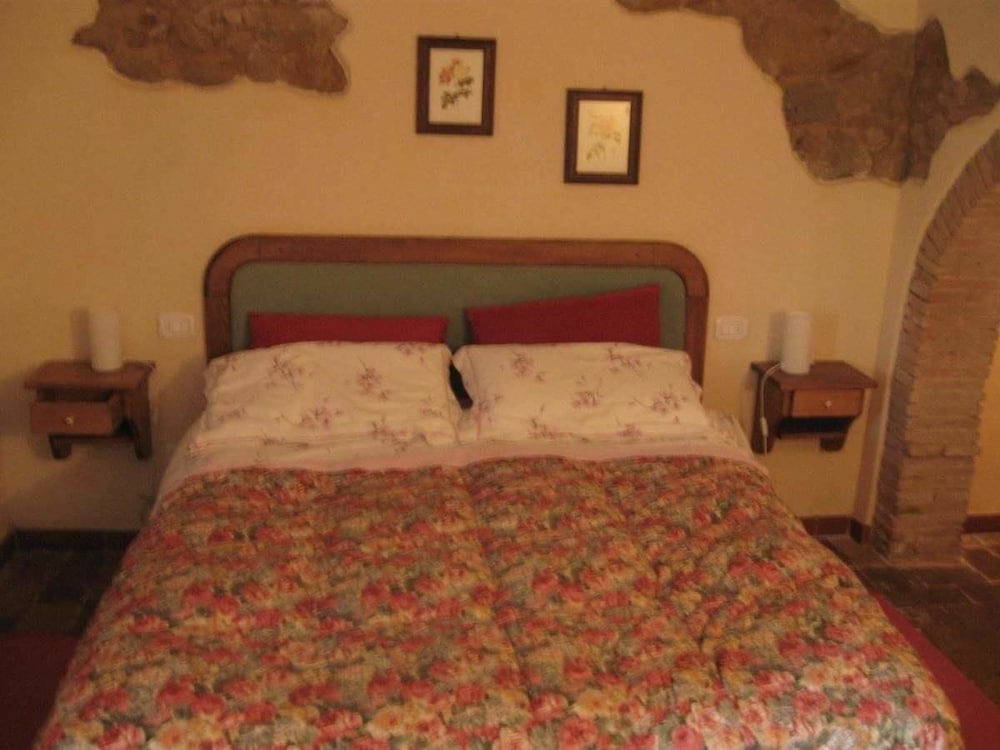 Basic Double Room