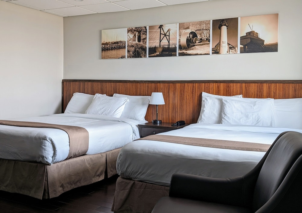 Standard Room, 2 Queen Beds photo 1