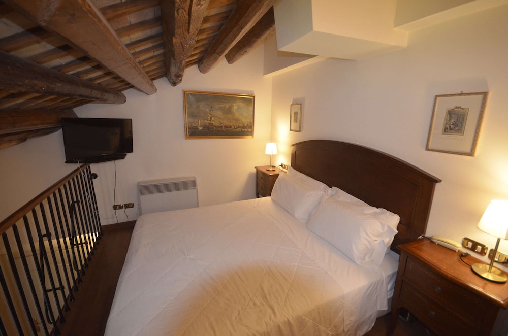 Room photo 3