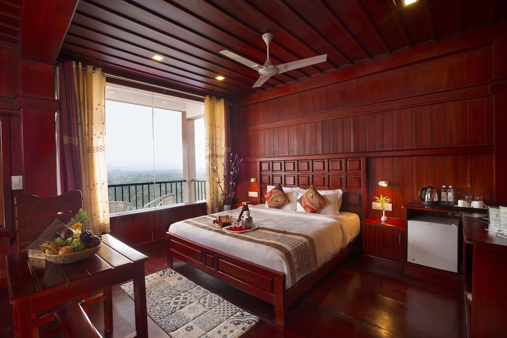 Honeymoon Suite photo 1