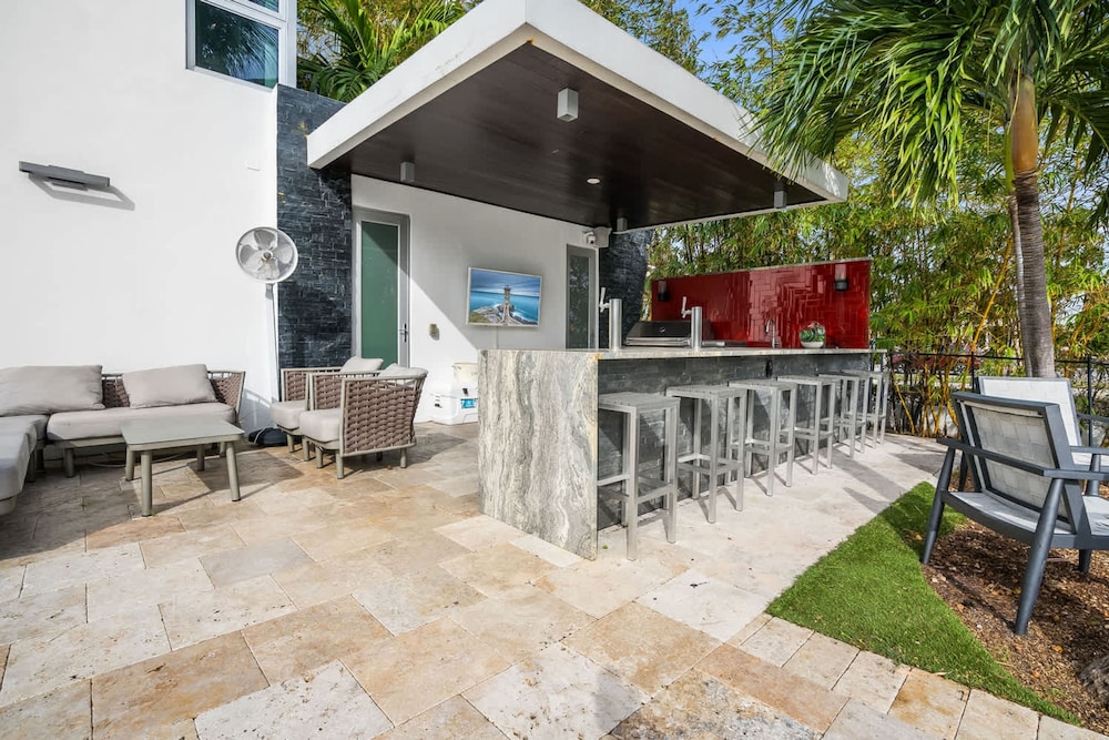 Modern Waterfront Mansion in the Heart of Las Olas Minutes From the Beach, Bilde 13
