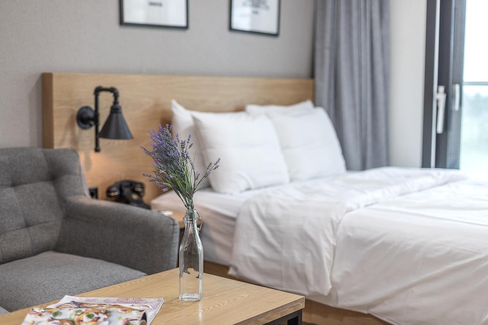 Basic Room, 1 Bedroom (412 (Mountain view))
