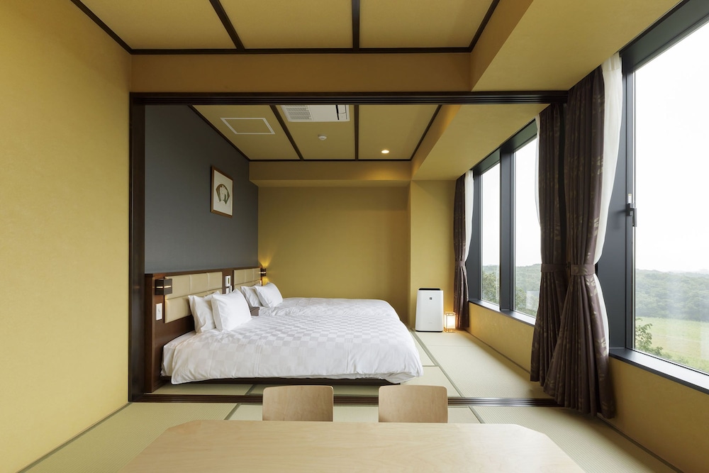 Superior Japanese Style Room, A
