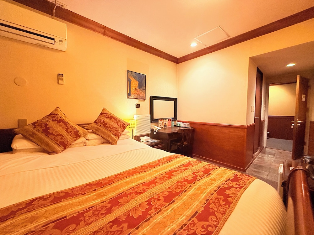 Semi Double Bed Room photo 3