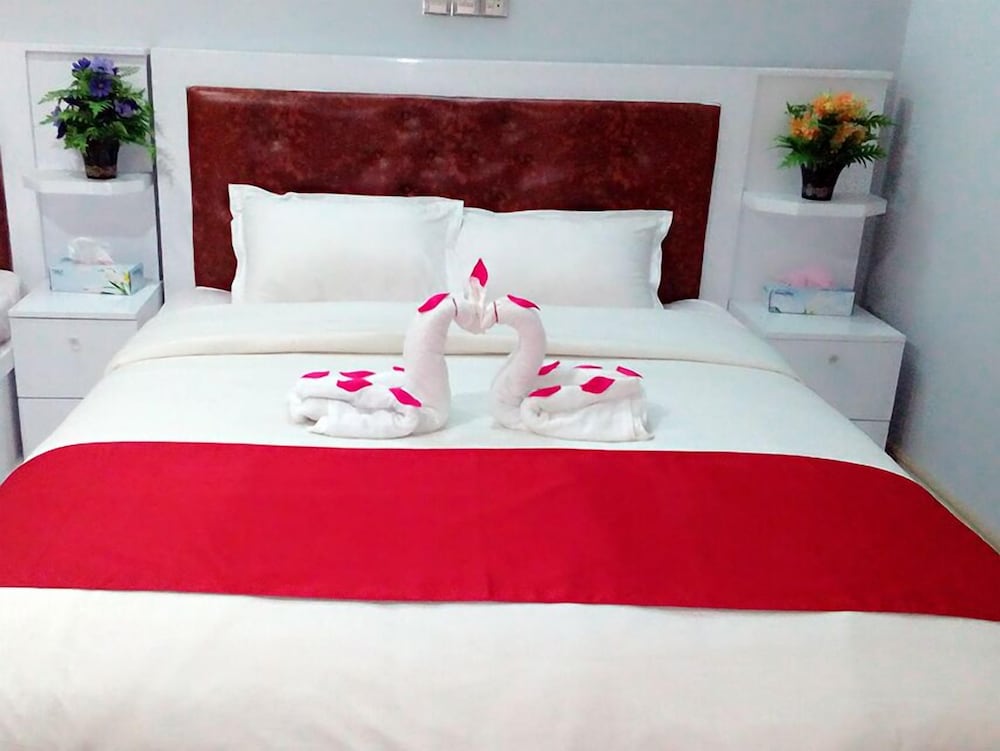 Deluxe Double Room Single Use, City View