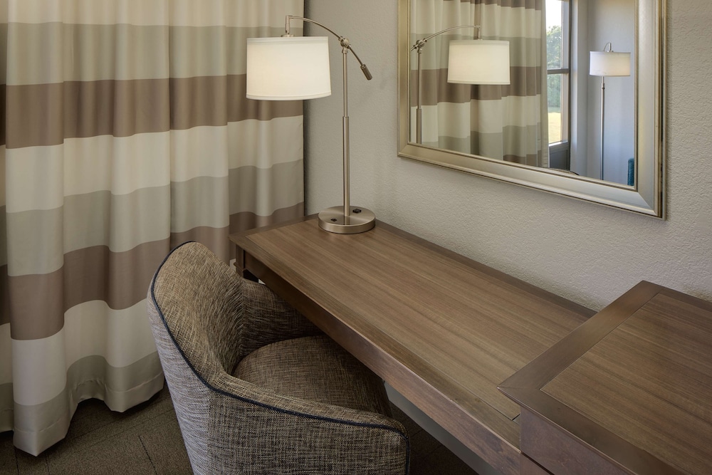 Suite, Accessible, Bathtub - Photo 3