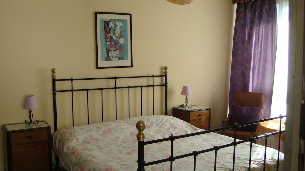 Economy Double Room, Balcony