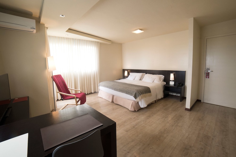 Superior Double Room, Balcony, Sea Facing photo 3