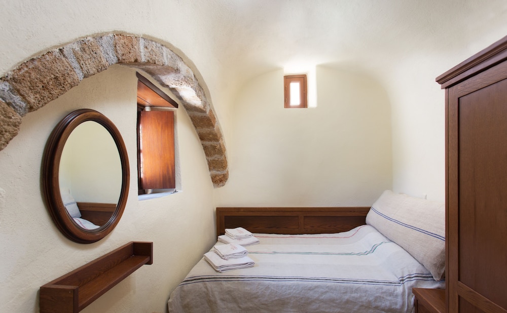 Family Apartment, 2 Bedrooms, Kitchenette, Courtyard Area photo 2