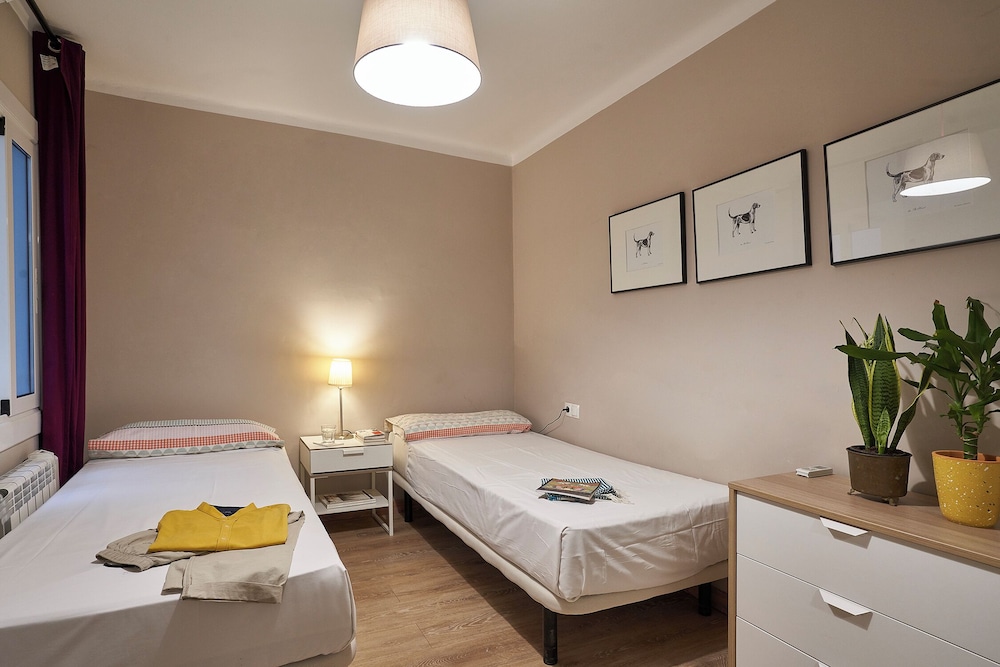 Family Apartment, City View photo 3