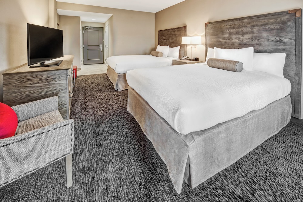 ADA Accessible, Room, 2 Queen Beds (Mobility & Hearing, 3x3 Shower) photo 1