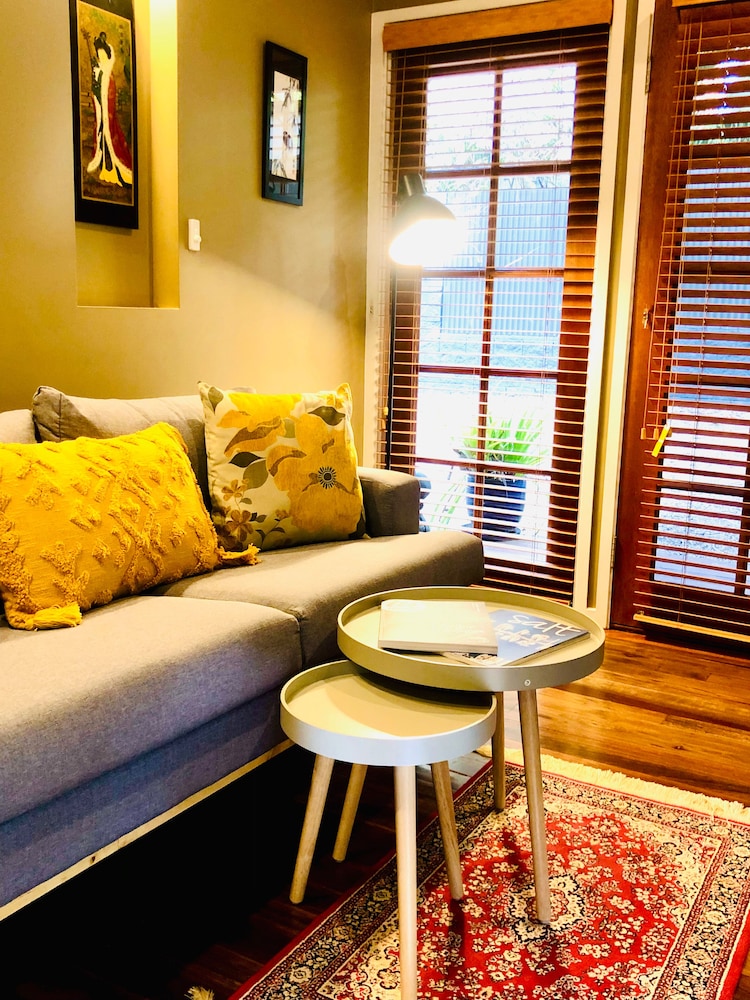 Superior Villa, 1 Queen Bed, Garden View photo 3
