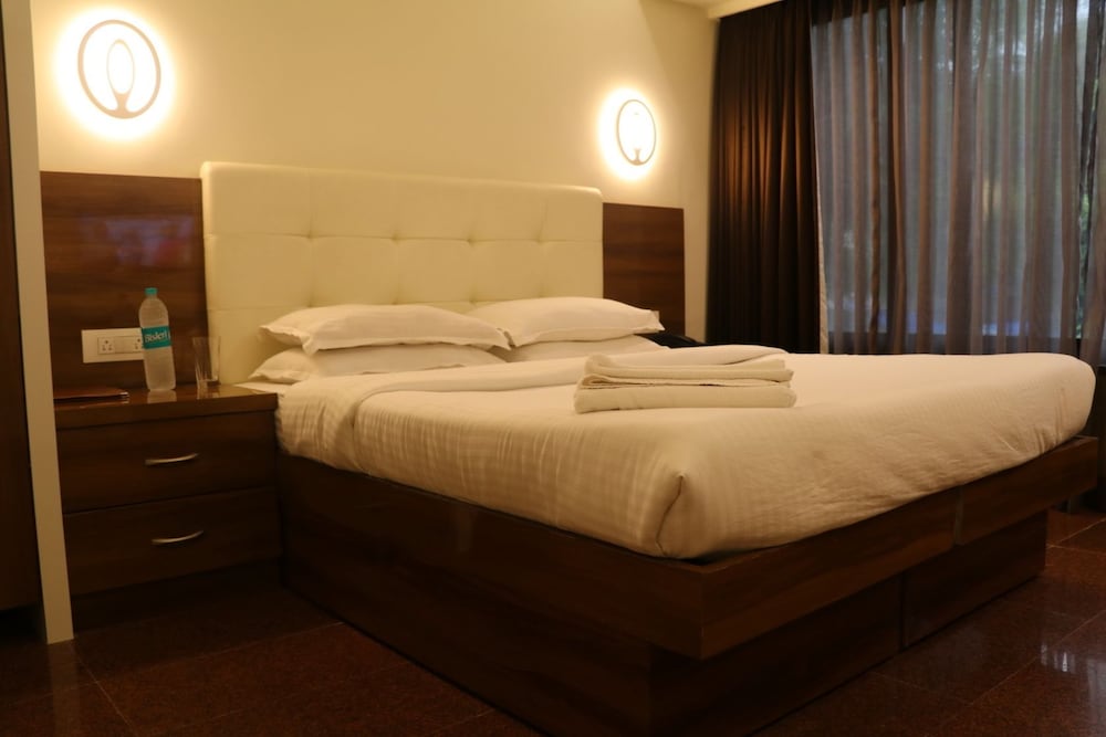 Premium Room - Photo 5