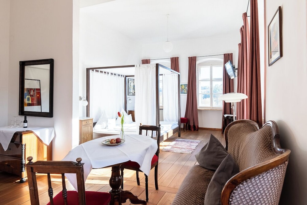 Junior Suite, River View photo 1