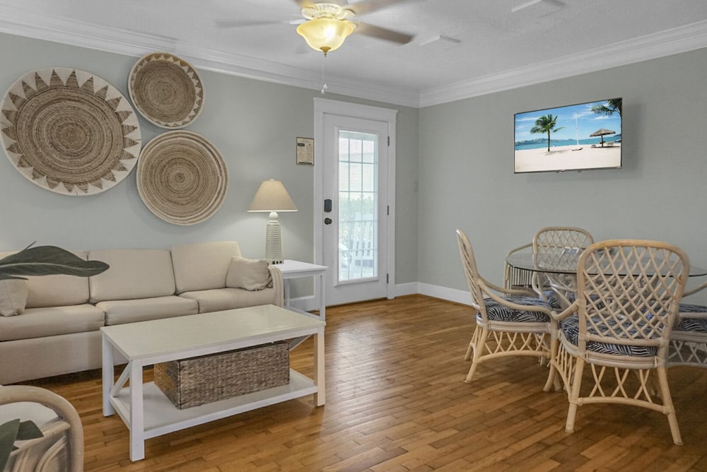 Family Suite, 1 King Bed with Sofa bed, Kitchen, Ground Floor (Innkeepers Suite) photo 1