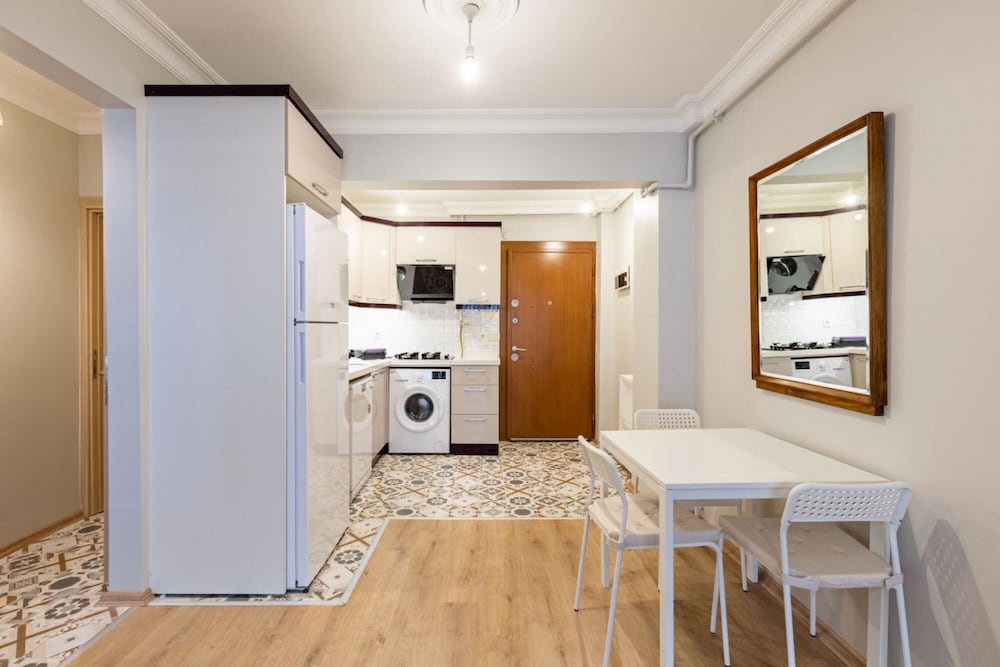 Apartment photo 3