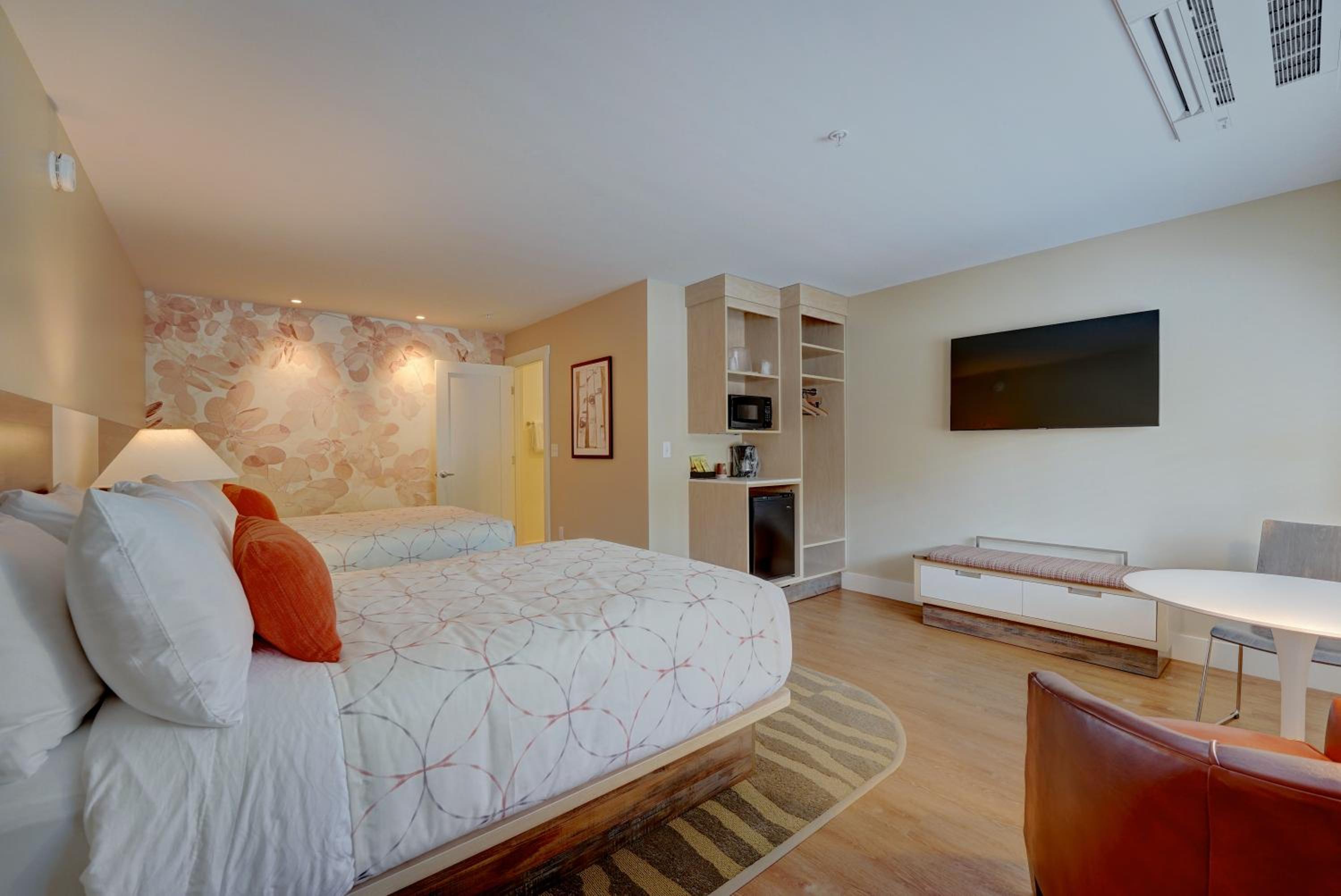 Deluxe Double Room - No Pets Allowed photo 1