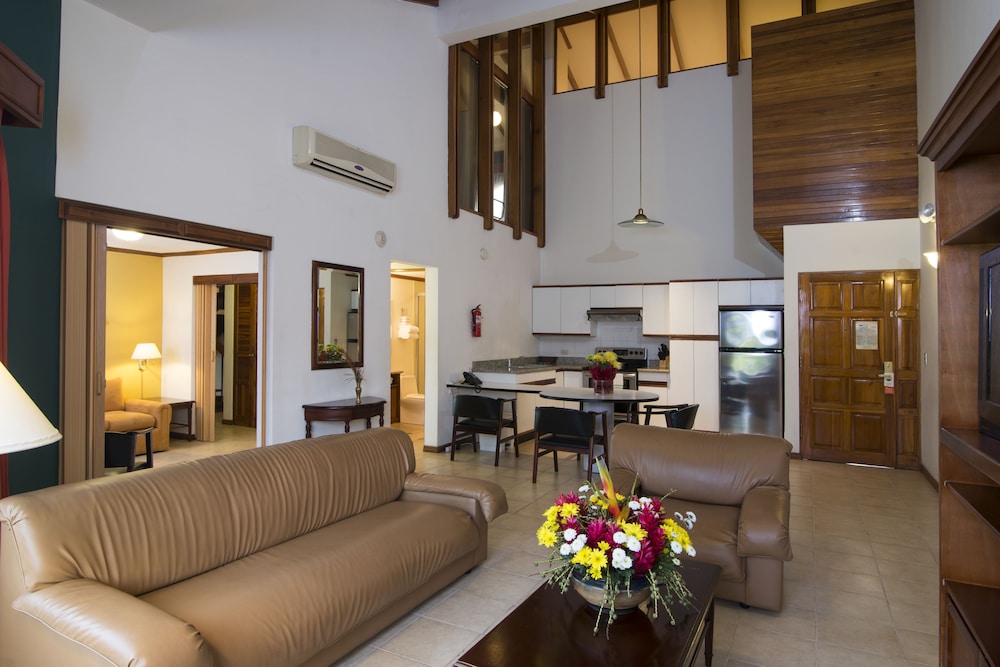 Classic Penthouse - Photo 5