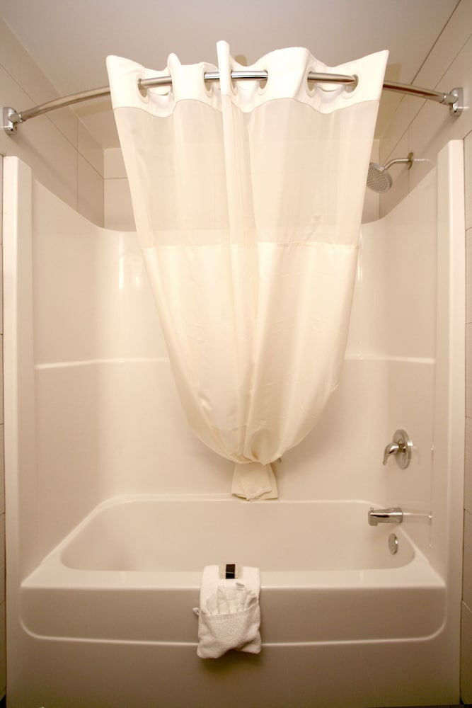 Standard King photo 2